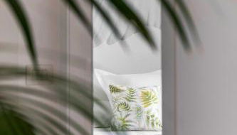 NELL'A COMO - Foto 2