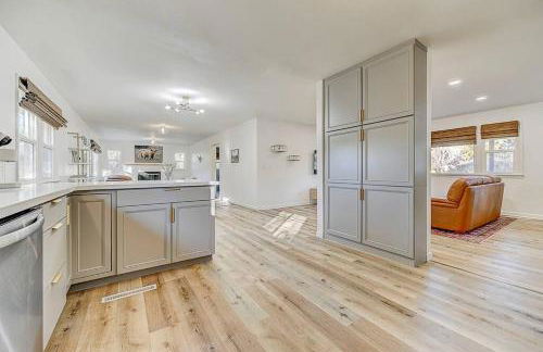 Large Pet-Friendly Sleeps 10 Near Palmer Park - Foto 13