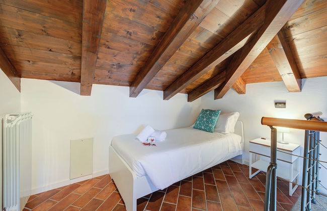 La Voce Del Lago Pied Dans L' Eau - Foto 7