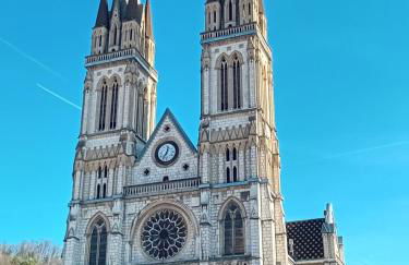 Appart chartreux baignoire massante ,à 3 minutes du centre en bus! 2 étoiles Atout France - Foto 2