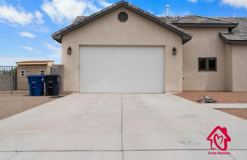 Fireside Oasis Retreat - An Irvie Home - Foto 57