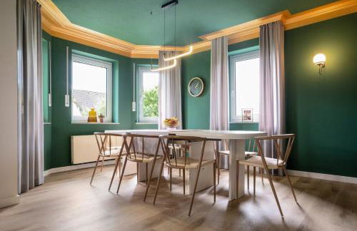 LenHaus Sundern - Ferienhaus mit Kamin & Garten - Foto 2