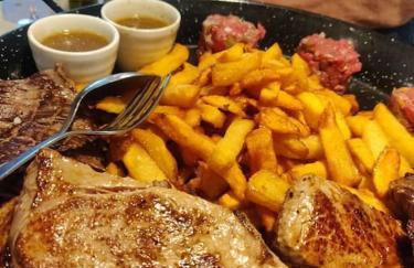 T2 confortable 31m2 piscine terrasse vue dégagée montagne - Foto 11