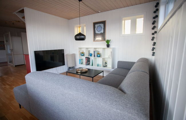 Red Robin - Vacation homes next to Svartifossur waterfall - Photo 35