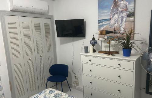 Precioso dúplex con piscina, en 1ª linea de playa - Foto 53