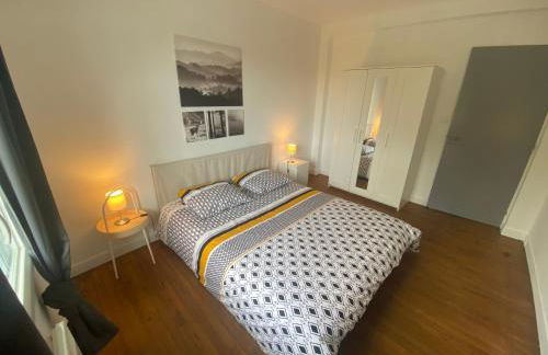 Fabuleux T3 climatisé de 85 m2, situé au calme avec grand parking gratuit privé ,Fibre wifi - Foto 18