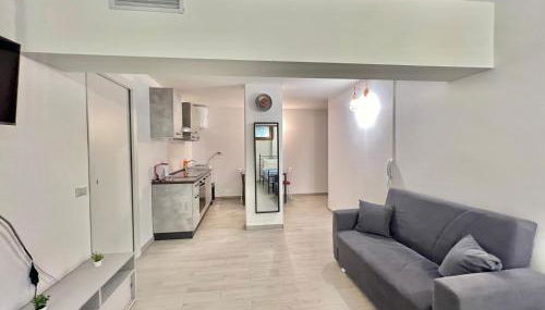 Abruzzi Home, delizioso appartamento e confortevole accanto a Metropolitana Linea Verde, con parcheggio gratuito in strada - Foto 4