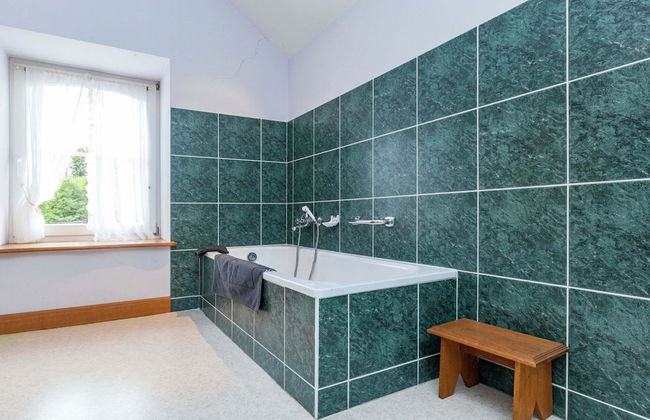 Wonderful Holiday Home in Saint-hubert With Sauna - Photo 20