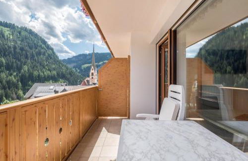 Garni Hotel Gardena App Dolomites 3 - Foto 16