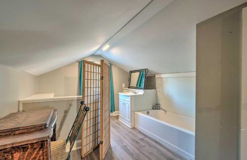 Modern Florence Getaway with Patio and Grill! - Foto 25