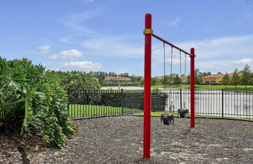 Stay Close to Disney in Your 3-Bedroom Haven - Foto 31