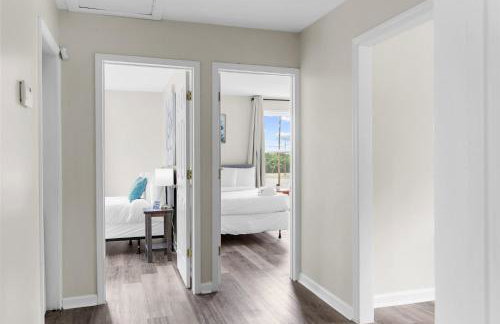 10 Min to Downtown-Modern in Magic City-Both Units - Foto 22