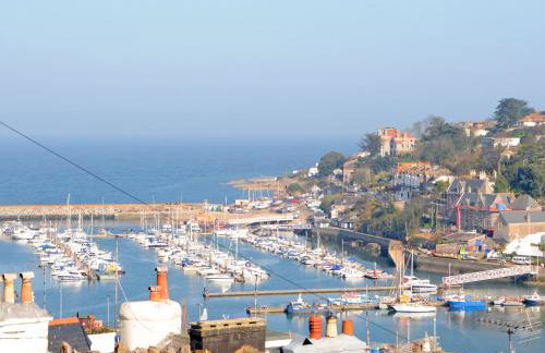 3 Linden Court - Photo 2