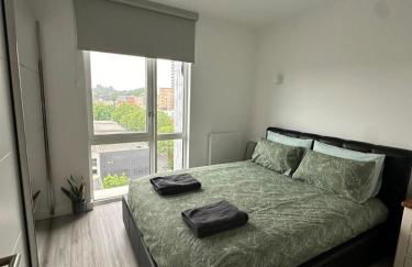 Bright, Modern Apartment with Great Views - Foto 19