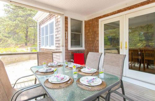 Beautiful Family Home Walk to Beach - Foto 29