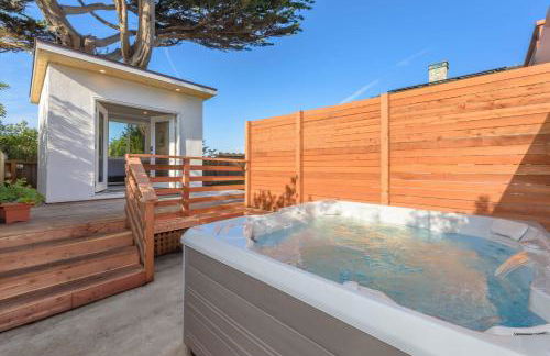 Oceanfront Home Retreat w Breathtaking Views of Fitzgerald Marine Reserve - Foto 6