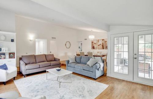 Remodeled 3 bedroom with central location Carrollton - Foto 1