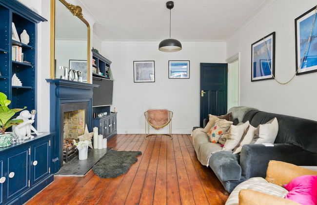 Stunning one Bedroom Flat With Large Terrace in Chiswick by Underthedoormat - Foto 13