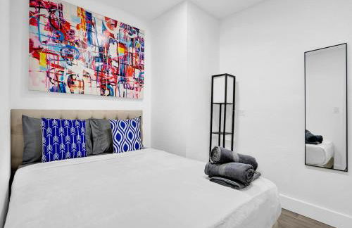 Bungalow House 6 BR Pool Little Havana - Foto 15