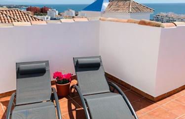 Penthouse mit private Dachterrasse und Blick auf das Meer, Berge ,Hafen - Photo 8