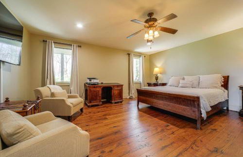 Hot Tub and Water Views Lake Glenville Home! - Foto 24