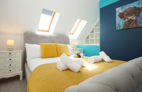 Homington House By N And N Stays, Perfect for Contractors and Workers, Private off road Parking for 2 vehicles, Fast Wifi - Foto 3