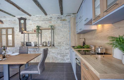 Villa Galant with Pool and Sauna - Happy Rentals - Foto 20