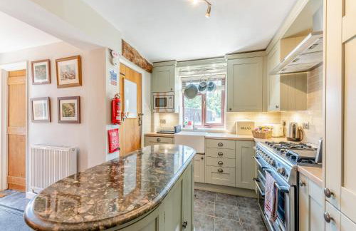 Egmont Farmhouse - Photo 13