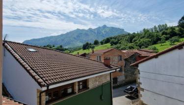 La Casona de Pascueru de POO DE CABRALES - Foto 5