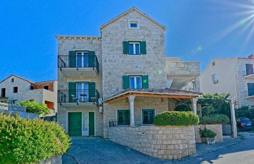 Art Apartments Postira - Photo 19