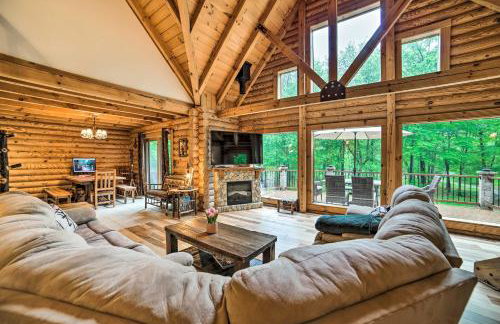 Classy Home w/ Hot Tub: 2 Mi to Lake Access! - Photo 3