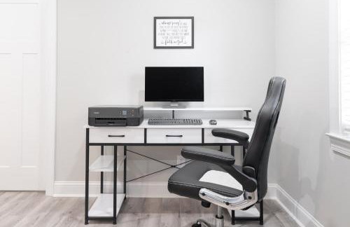 Winston Sleeps 16 - 2 Kitchens - Photo 22