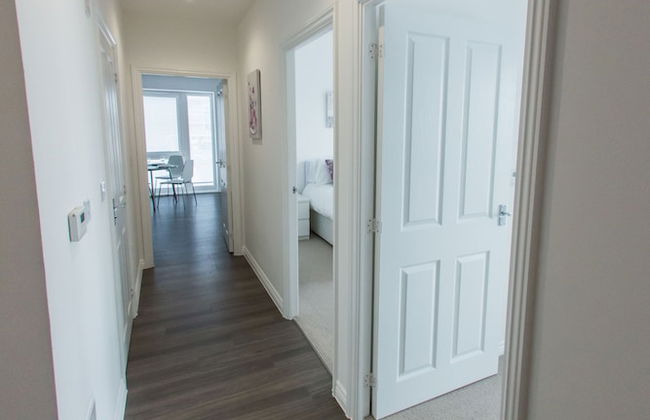 Campbell Park by ShortstayMK - Photo 19