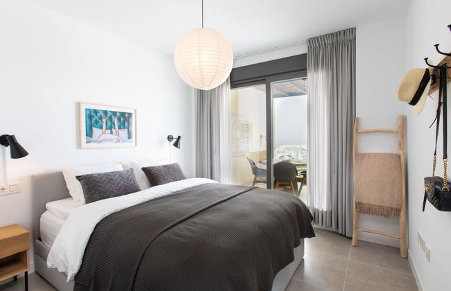 Marinsa Beach, Sea View/Roof terrace - Photo 12