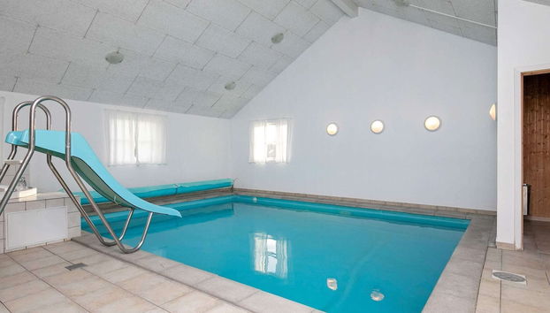 24 Person Holiday Home in Idestrup - Foto 3, Piscina