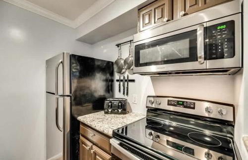 1BD Condo South Irving I28 - Foto 1