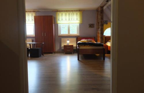 Dwór Klewiny - Foto 6