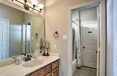 4 Mi to Grapevine Lake Texas Home with Media Room - Photo 32