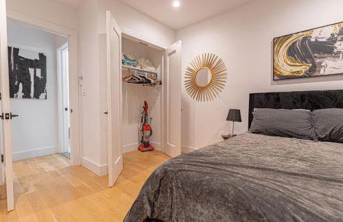 Cozy Brooklyn Getaway with Balcony - Foto 18