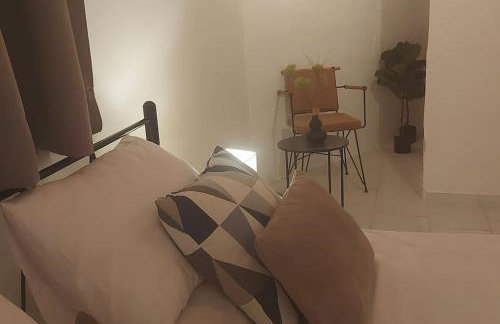 Charming Beachfront 2-bedroom house with AC - Foto 10