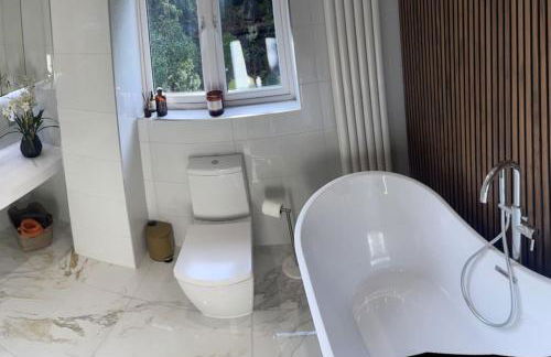 Home in Wirral - Peaceful Contemporary Gem. - Foto 23