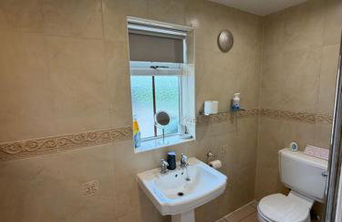 The Bungalow - Photo 59