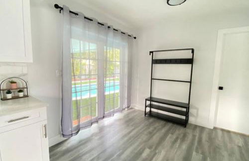 Royal Luxe Pool Home near Ft Laud airport and each - Photo 74