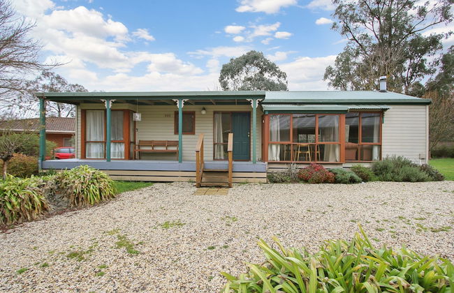 R & R in Bright - Short walk to town - Foto 18