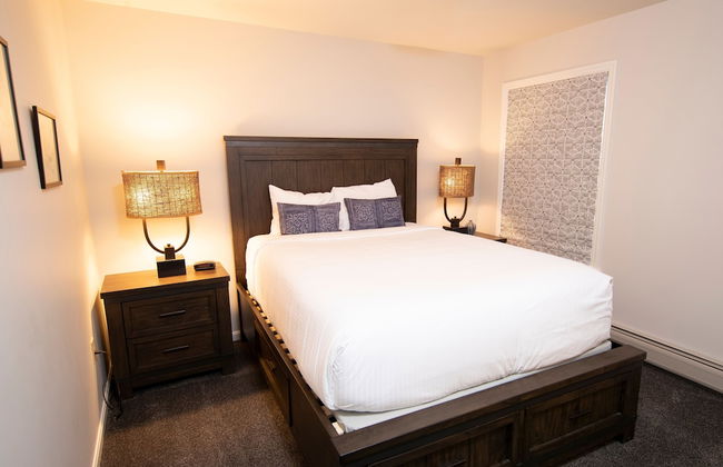 Modern & Updated Winterplace 3br- Sleeps 12 3 Bedroom Condo by RedAwning - Foto 3