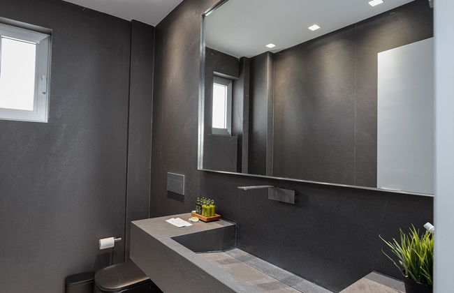 Black Stone Villa - Photo 41