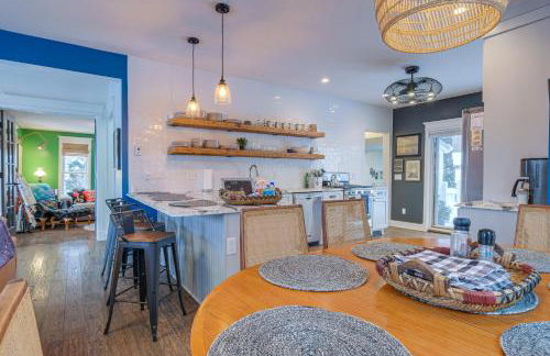 17 Mi to Ski Slopes! Retreat Near Lake Michigan - Photo 9