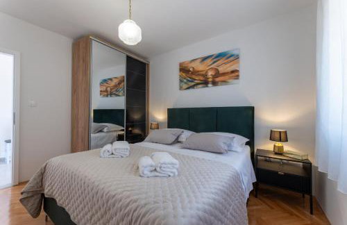 Treno, Luxurious Apartment with Jacuzzi and Sea-View - Foto 9