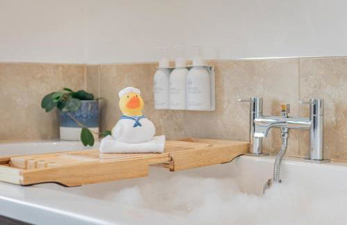 Weavers Cottage Newly converted luxurious retreat - Photo 48