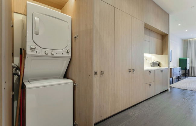 Luxury Suites in Brickell - Photo 41